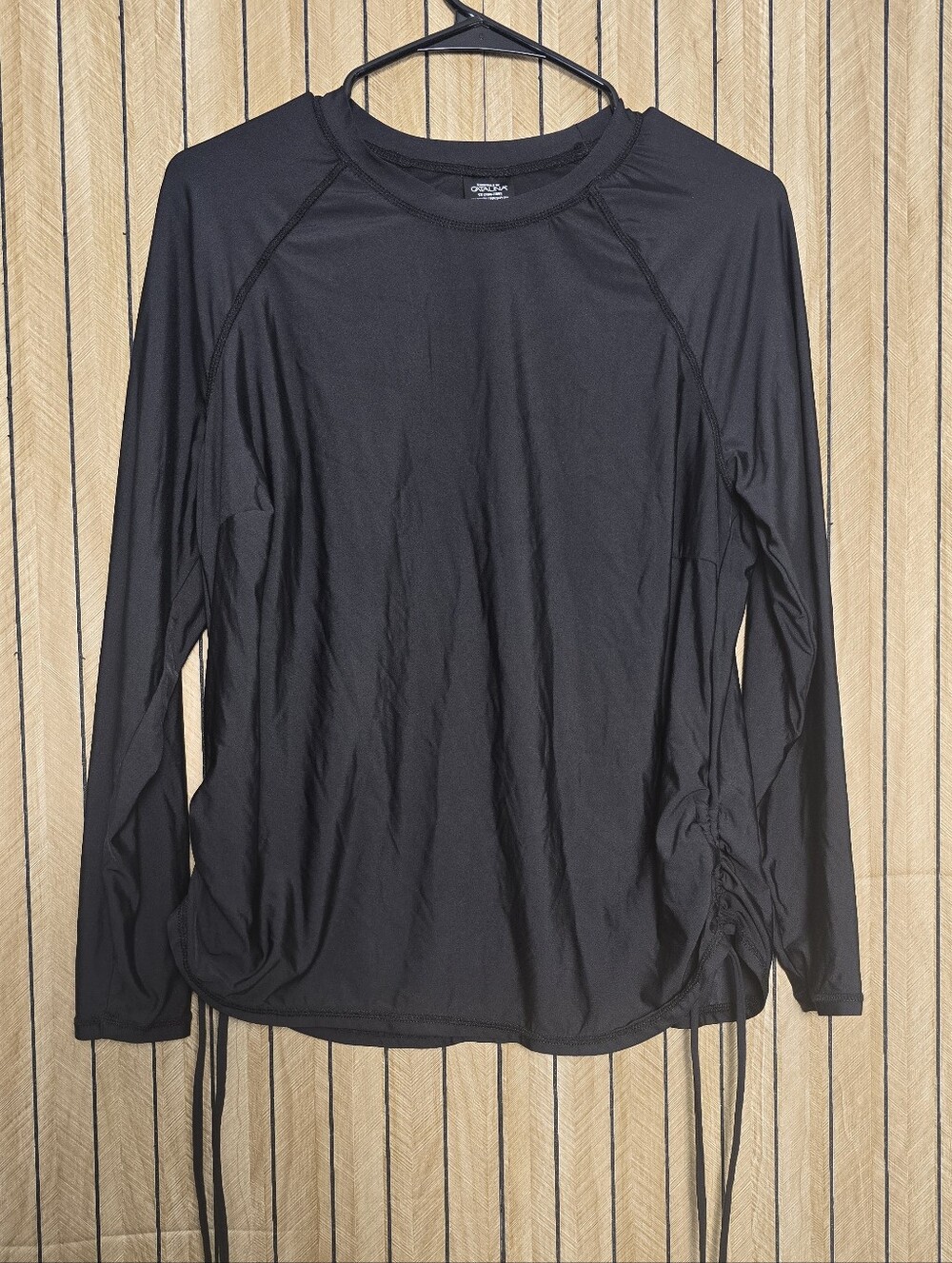 Black Long-Sleeve Drawstring Active Tee